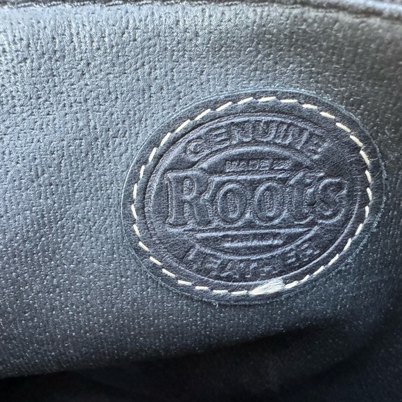 Roots “Tribe” Soft leather briefcase - black - in great used condition - Picture 6 of 8